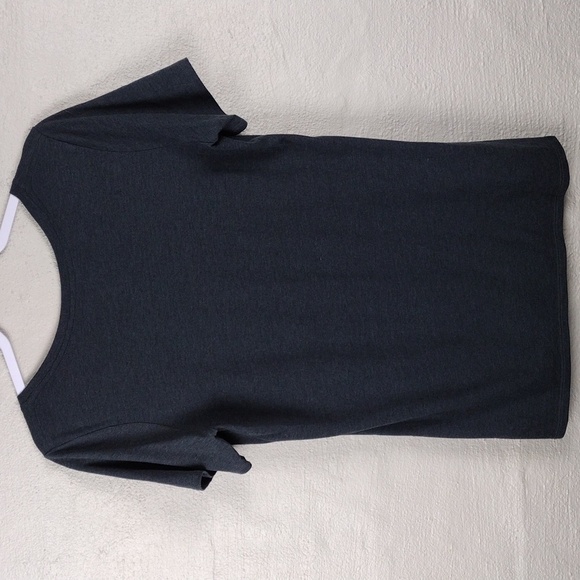 The Nike Tee Dark Gray Athletic Cut V-Neck Short Sleeve Pullover Tee Shirt Top - Picture 6 of 6
